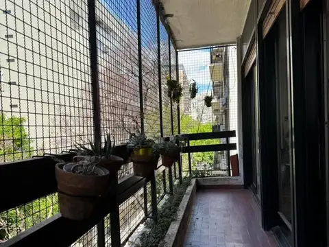 Agüero 2100, Entre Peña y José A. Pacheco de Melo, Palermo