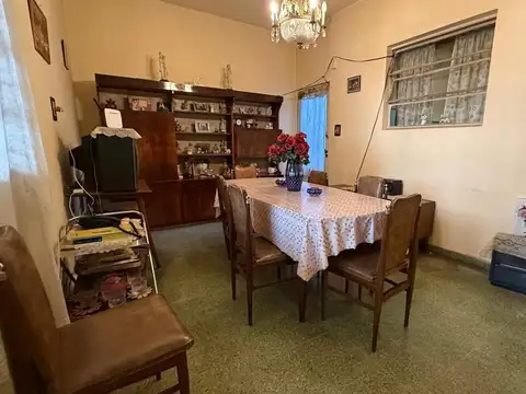 VENTA - CASA 4 AMBIENTES