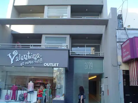 Hermoso Departamento  2 Amb en Planta Baja Con Jardin  y patio