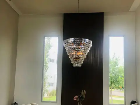 Casa en Alquiler de 5 dormitorios