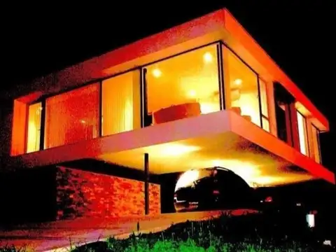 Hermosa casa 5 ambientes en Barrancas de San benito