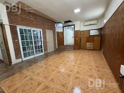 (DBJ-758) PRIMERA JUNTA - IDEAL SHOWROOM (SIN EXPENSAS)