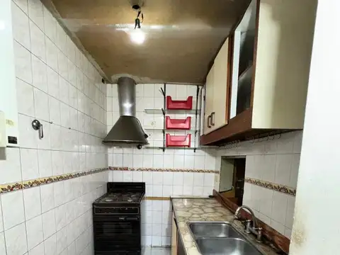 (DBJ-758) PRIMERA JUNTA - IDEAL SHOWROOM (SIN EXPENSAS)