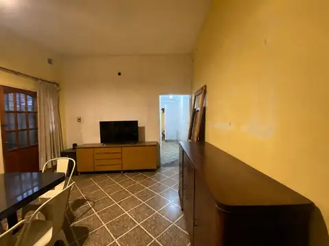 Depto Tipo Casa en Venta 40 años