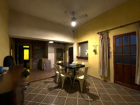 Depto Tipo Casa en Venta en Caseros, USD 40.000
