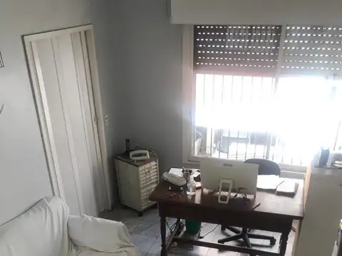 Depto Tipo Casa 4 ambientes con 2 baños