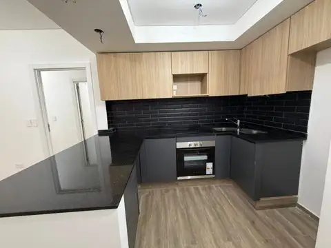 Venta depto. 2 amb planta baja con jardin y parrilla en Villa Crespo