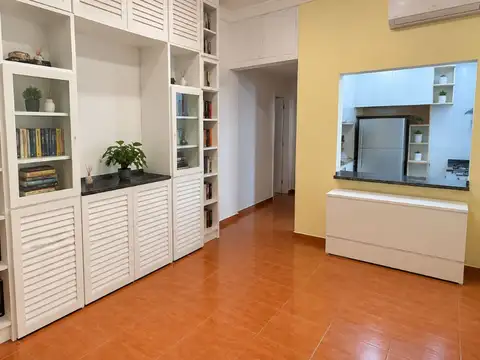 VENTA DEPARTAMENTO 2 AMBIENTES  FLORES