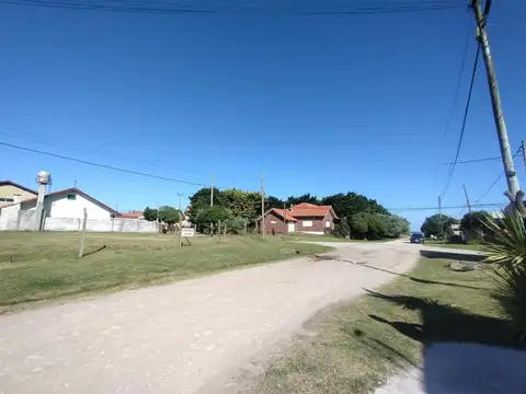 Lote en Miramar a mts. del Muelle 1 c del mar