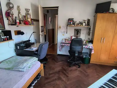 PH CON PATIO QUINCHO Y TERRAZA EN VENTA