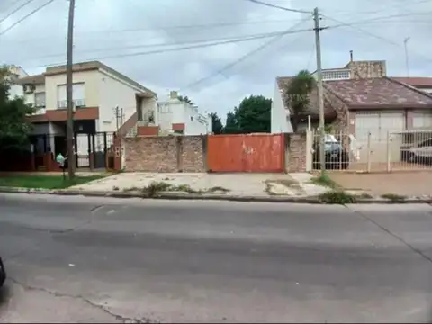 Terreno en Venta, FOT 0,5