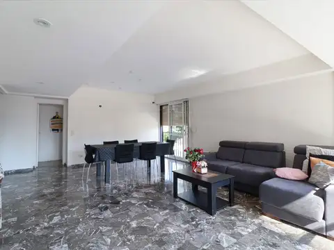 Departamento en Alquiler de 5 ambientes