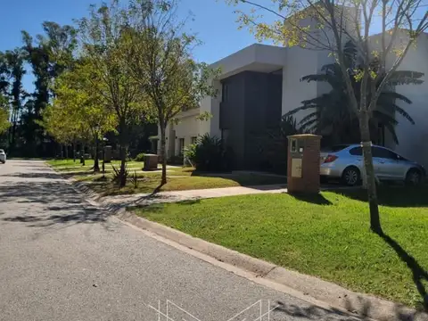 Terreno Lote  en Venta en Santo Tomas, Derqui, Pilar