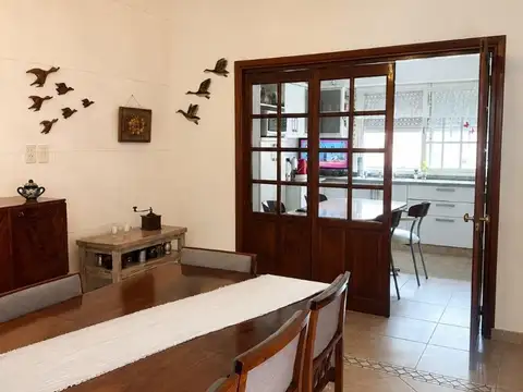VENTA CASA 6 AMBIENTES QUILMES OESTE