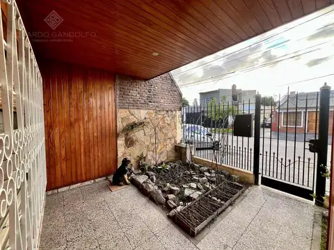 Gdor. Ugarte al 3400