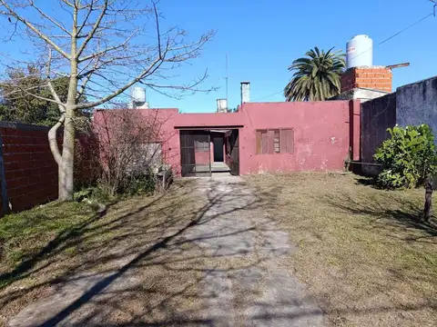 CASA EN VENTA EN BERISSO A RECICLAR