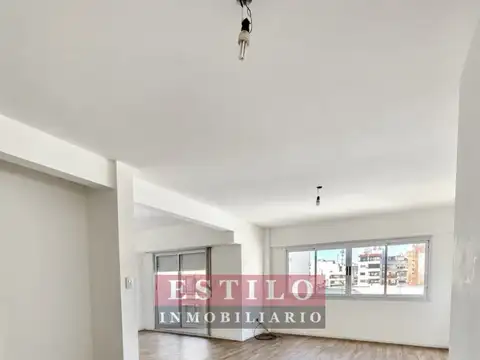 VARELA 100, VENTA DEPARTAMENTO DE DOS AMBIENTES EN FLORES