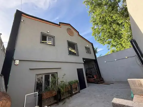 Galpon en Venta en Benavidez, USD 385.000