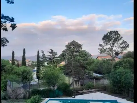 Vendo casa villa del lago carlos paz