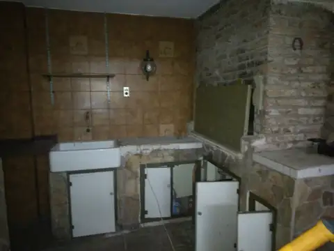 Oportunidad, se vende  Carrasco N° 2100