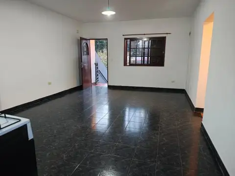 DEPARTAMENTO DE 3 AMBIENTES CON PATIO TERRAZA