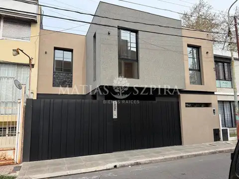 Casa en Villa Sarmiento