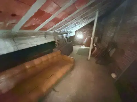 Casa en Venta en Castelar, USD 90.000