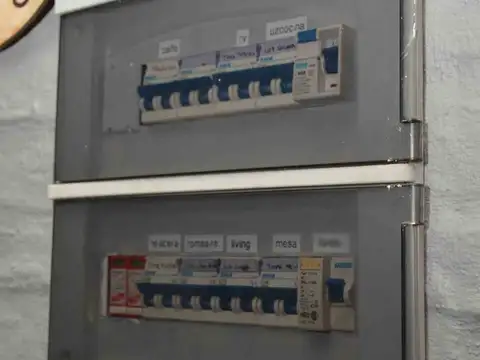 CASA/VIVIENDA 3 DORMITORIOS EN VENTA EN COLONIA