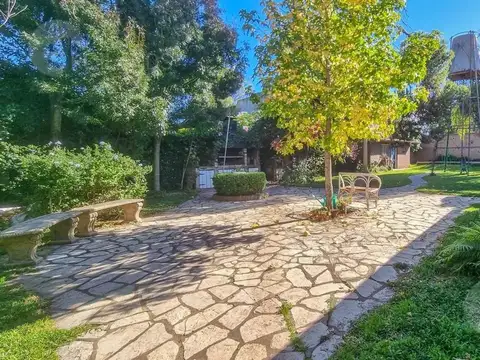 Depto Tipo Casa en Venta con 1 cocheras