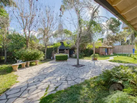 Depto Tipo Casa en Venta 60 años