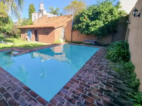 Depto Tipo Casa en Venta en Castelar, USD 200.000