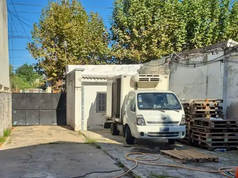 Galpon en Venta en Quilmes, USD 159.000