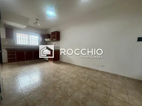 Depto Tipo Casa en Alquiler de 2 dormitorios