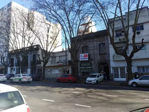 Edificio Comercial en Venta en La Plata [Cod: 392]