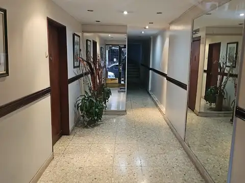 Departamento 2 Amb. en Excelente Ubicación en Planta Baja