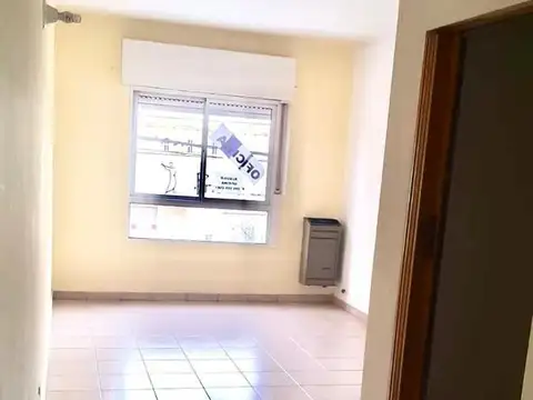 Oficina en Alquiler en Neuquen, Confluencia