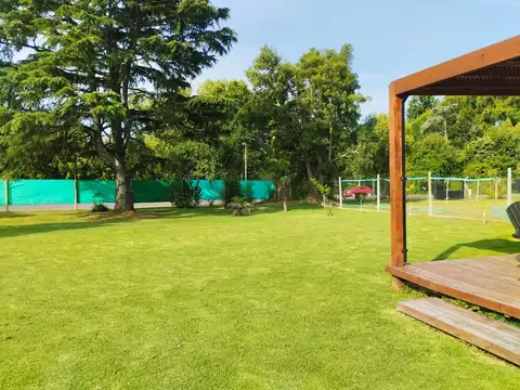 Quinta en Venta en Barrio El Cazador, USD 140.000