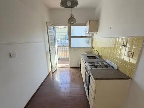 Departamento 3 ambientes con 1 baño