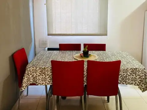 VENTA EN BLOCK DPTO 3 AMB C/PATIO + 2 AMB A REFACCIONAR