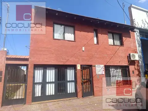 COCUCCI INMOBILIARIA VENDE casa en Godoy Cruz
