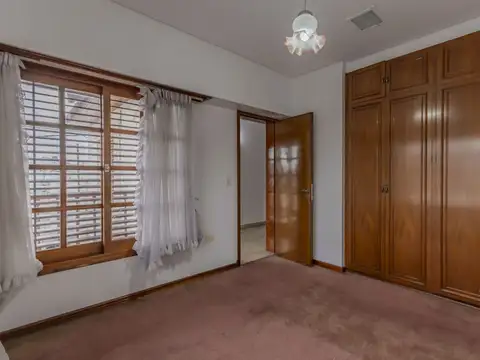 Casa en Venta, 3 Dormitorios en La Plata