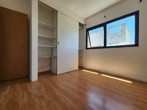 Departamento en Alquiler en La Plata, $ 380.000