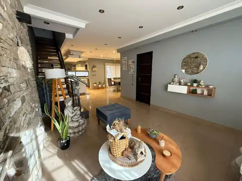 CASA  DE CATEGORIA REMEDIOS DE ESCALADA