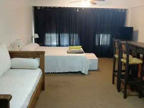 Centro, Maipu 500, piso 9, 1 amb, 40m2, u$s 500 + expensas+ servicios.