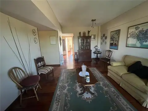 Departamento en Alquiler de 4 ambientes