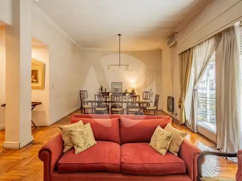 Dpto 4 ambientes c/ dependencia - Recoleta