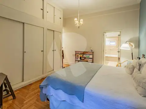 Dpto 4 ambientes c/ dependencia - Recoleta