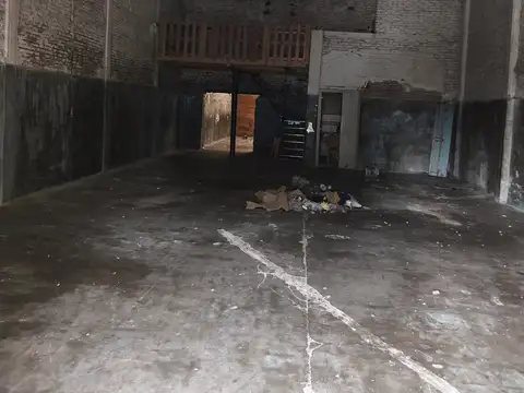 Galpón / Depósito 240m² en Avellaneda – Excelente Ubicación Logística