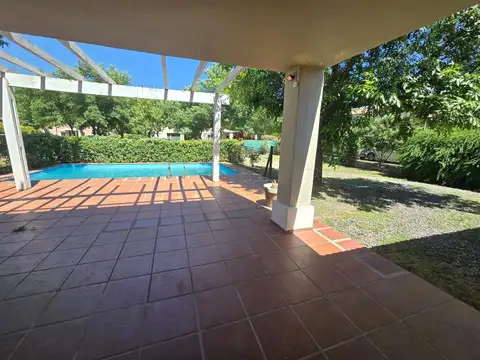 Casa en Venta con 6 cocheras