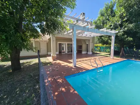 Casa en Venta al Oeste